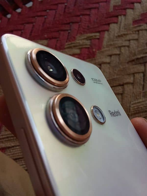 REDMI NOTE 13  8+8 (256 GB) 108MP 0
