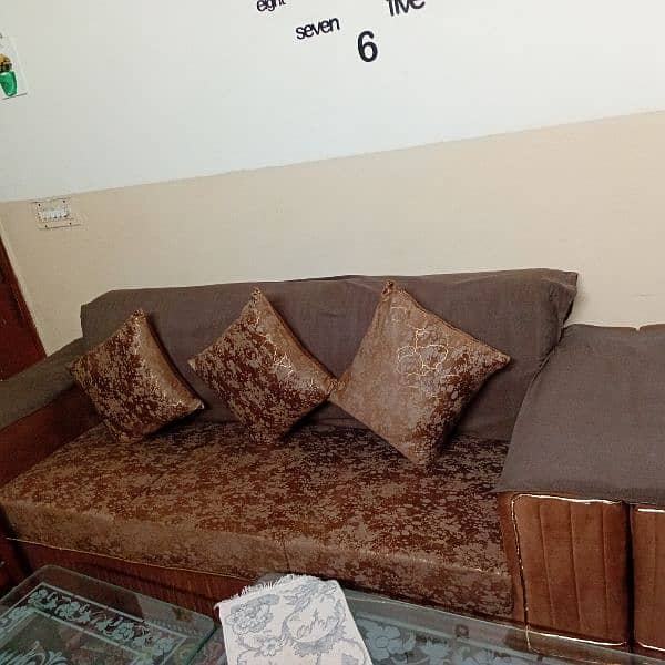 6 seater sofa 0