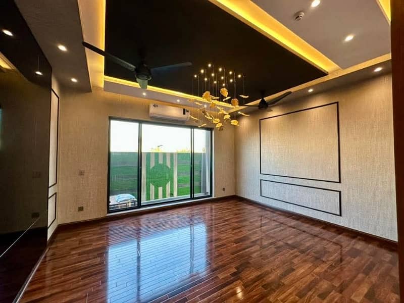20 Marla Facing Park 5 Years 5 Years Old House For Sale 31