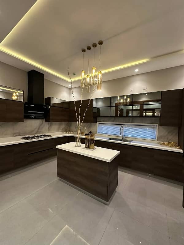 20 Marla Facing Park 5 Years 5 Years Old House For Sale 33