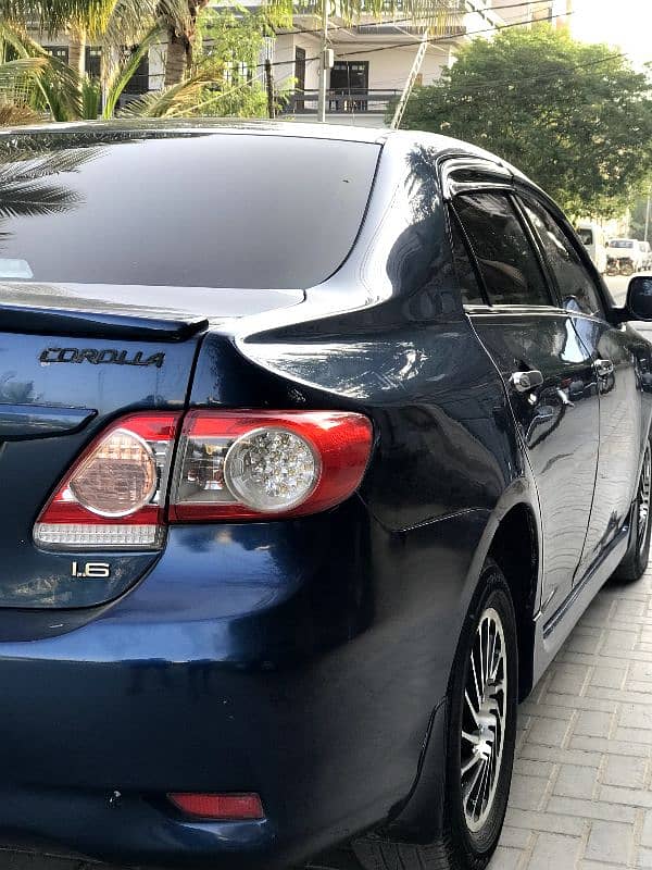 TOYOTA COROLLA GLI 1.6 AUTO 4