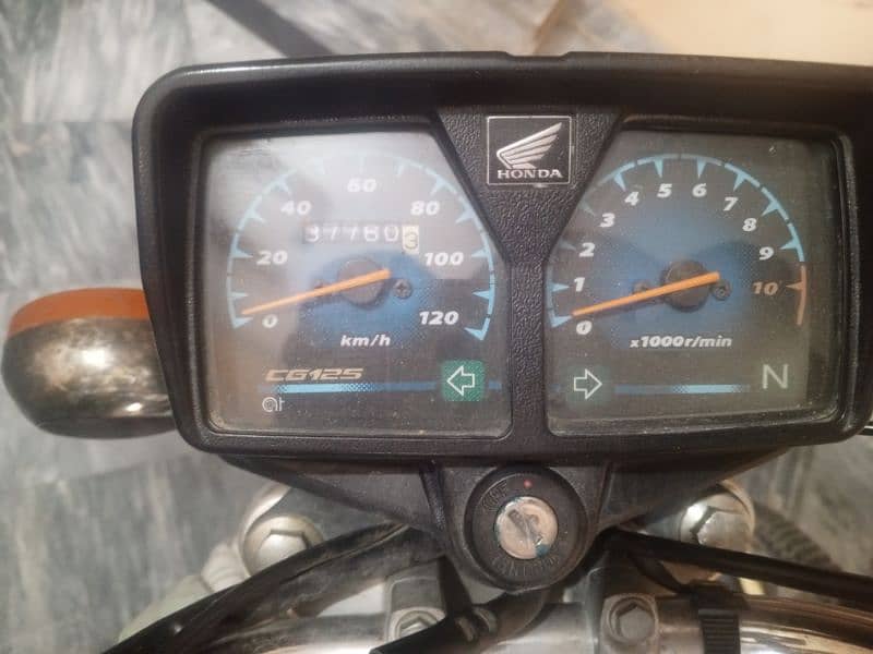 Honda CG 125 Urgent For Sale | Honda In Bikes | Total Geniune 4
