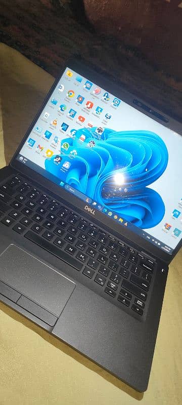 Dell laptop 0