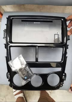 Toyota Yaris original audio system with frame with remote