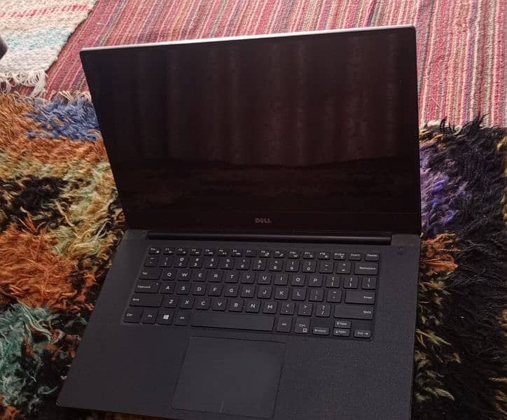 Dell Precision 5510 1