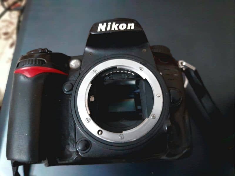 Nikon DSLR D7000 4