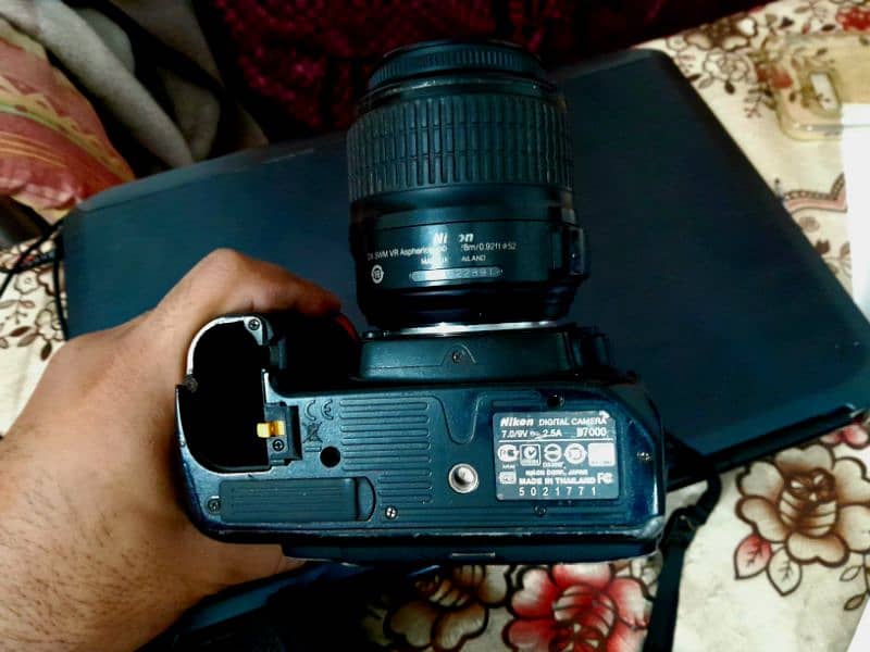 Nikon DSLR D7000 5