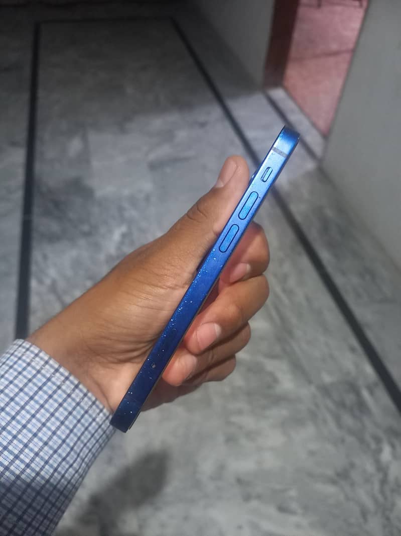 Iphone 12 mini (Exchange possible) 6