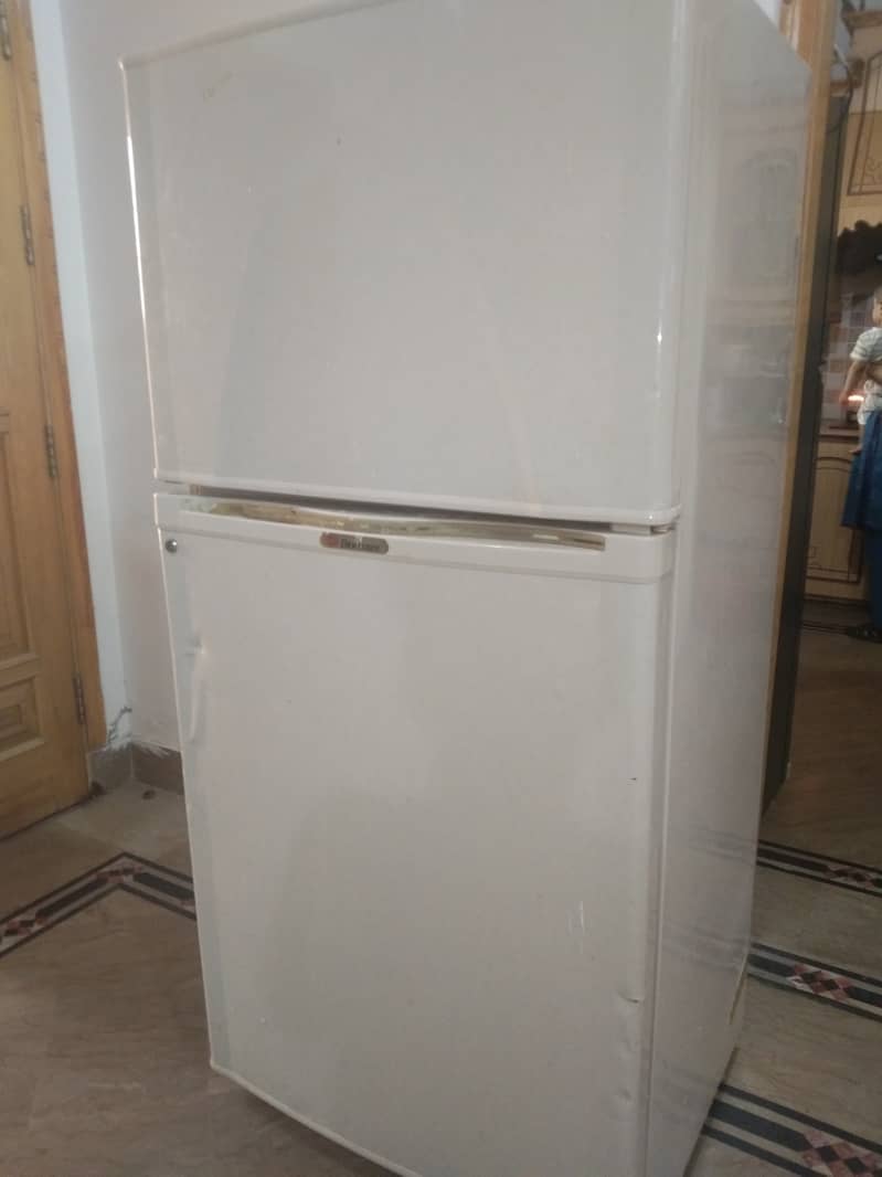 Dawlance fridge 9199-2WB model 3