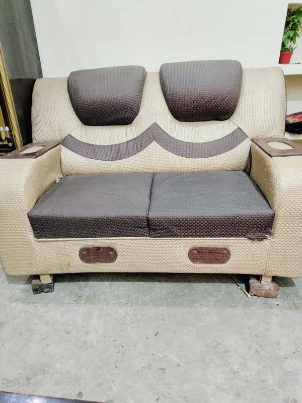 6 seater 1