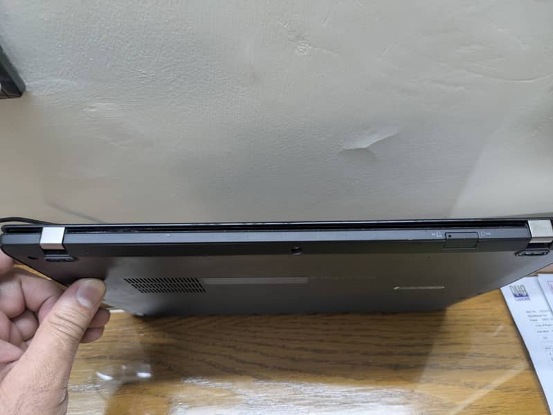 Lenovo ThinkPad X1 Carbon | i5 7200U 8GB 256GB Price Negotiable 3