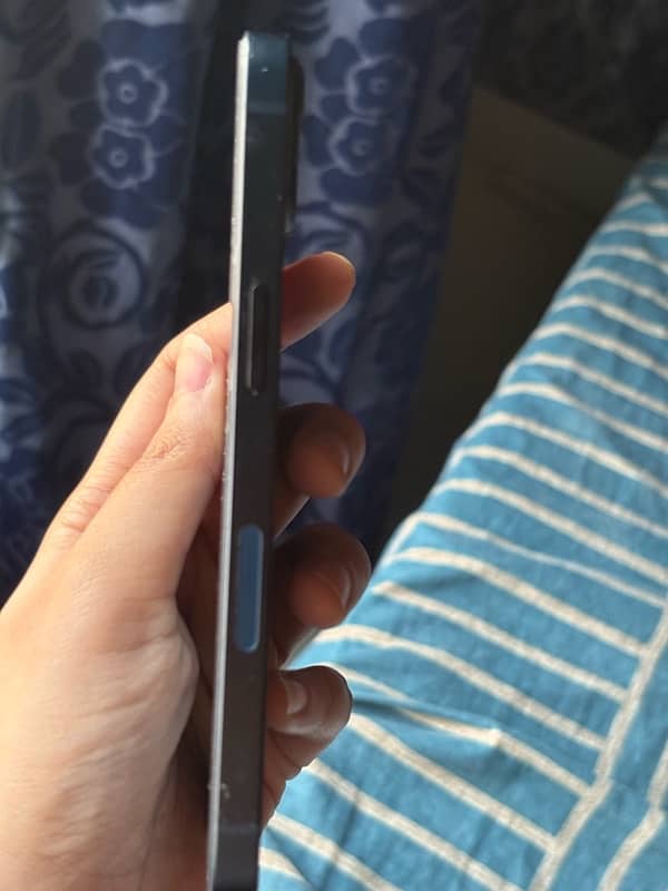 iphone 13 non pta (factory unlocked) 4