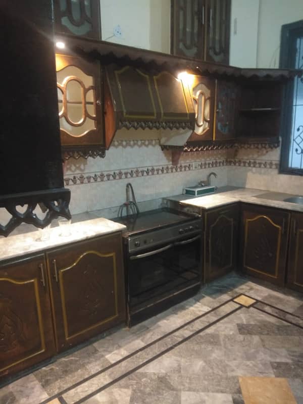 Beautiful House 5 Marla For Sale In Johar Twn Lhr Block L Ideal Location For Residence 0
