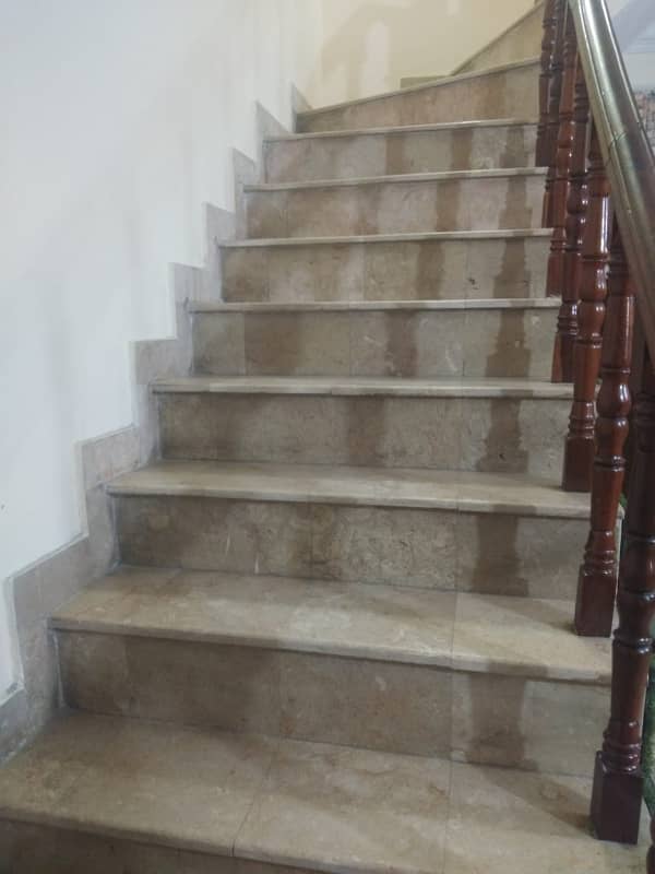 Beautiful House 5 Marla For Sale In Johar Twn Lhr Block L Ideal Location For Residence 11