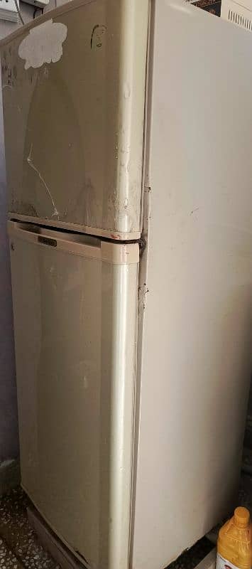dawlance fridge 0
