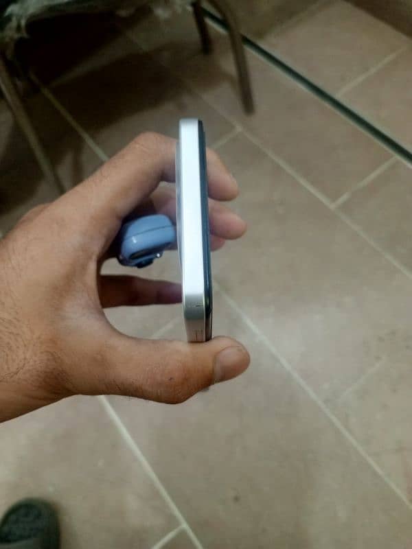Infinix smart 8 pro 4+4 128 8
