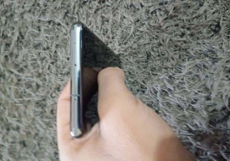 Samsung S10+ 8/128 GB With Box 1