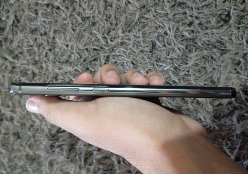 Samsung S10+ 8/128 GB With Box 2