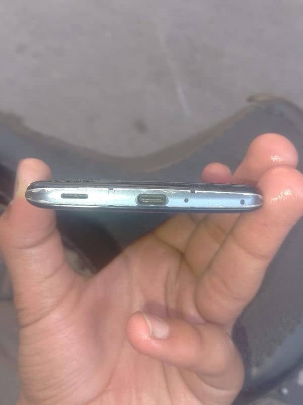 AQUOS zero2 256 store 8gb Ram finger not working 5