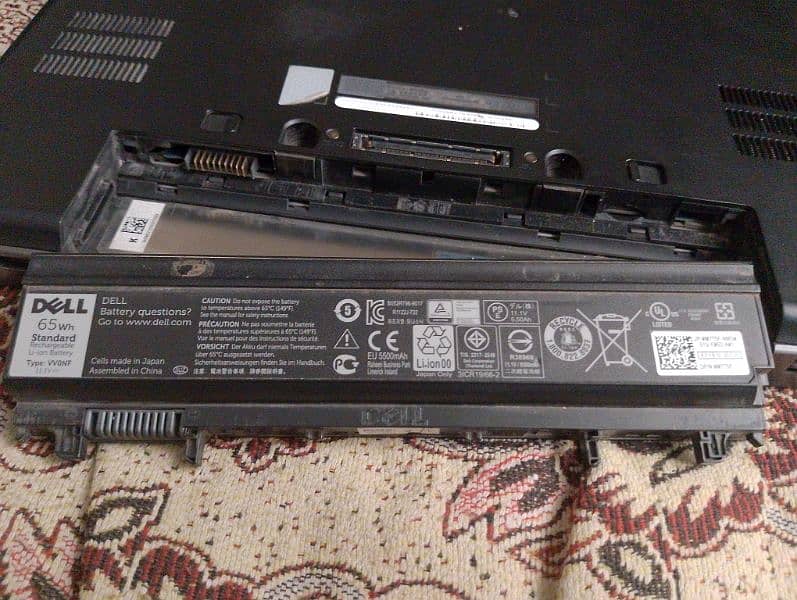 Dell Latitude 15440 - Intel Core i5, 8GB RAM, 128GB SSD +320 GB 7