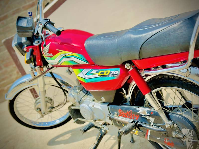 Honda CD70 6