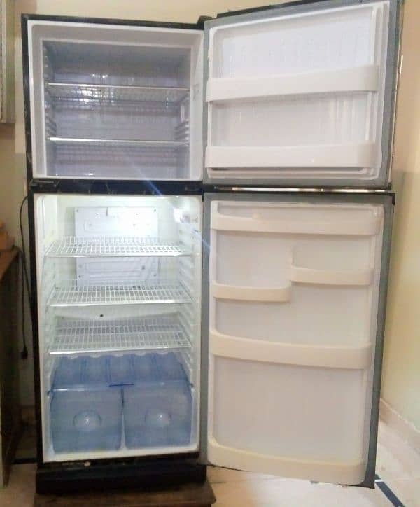 Orient Refrigerator Full Size 1