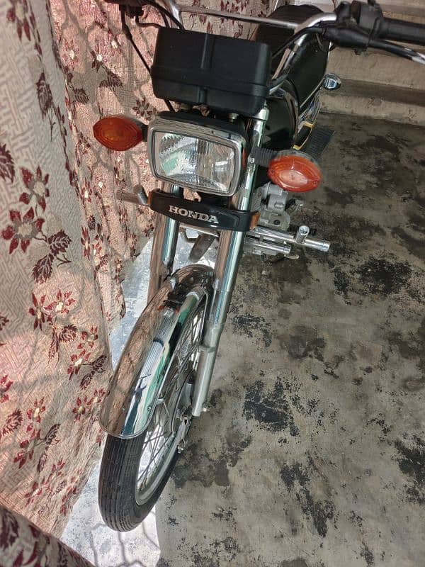 Honda cg 125 selfstar 22 modal 2