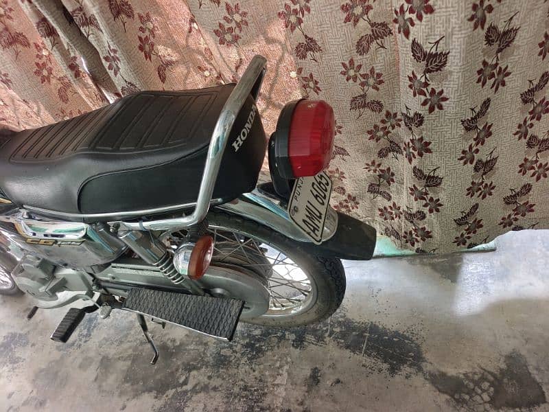 Honda cg 125 selfstar 22 modal 3
