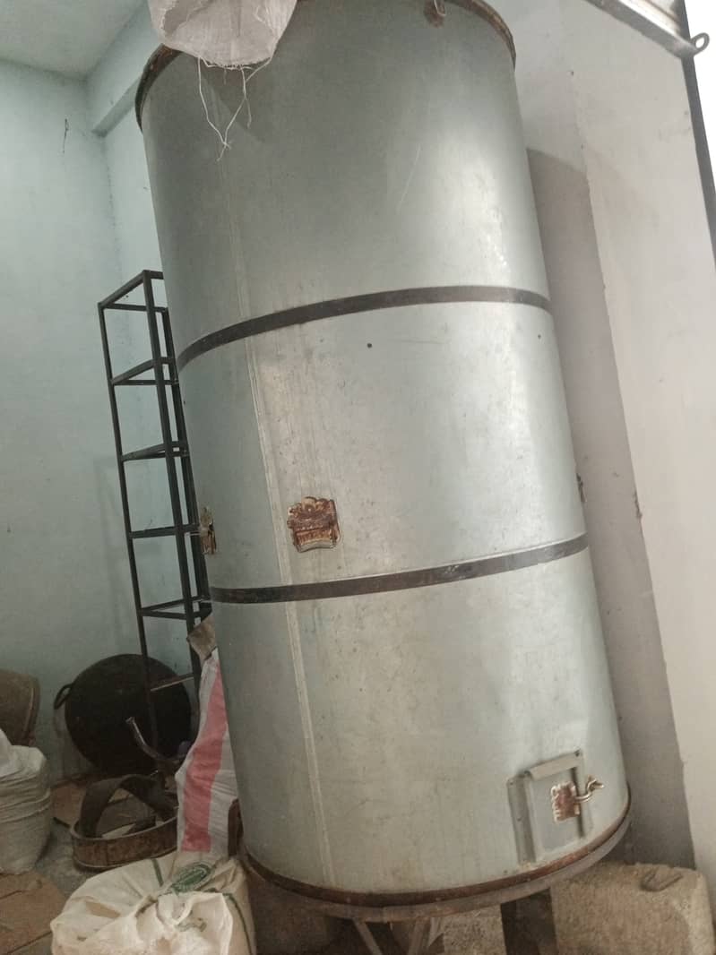 Parola Gundum storage Drum 1