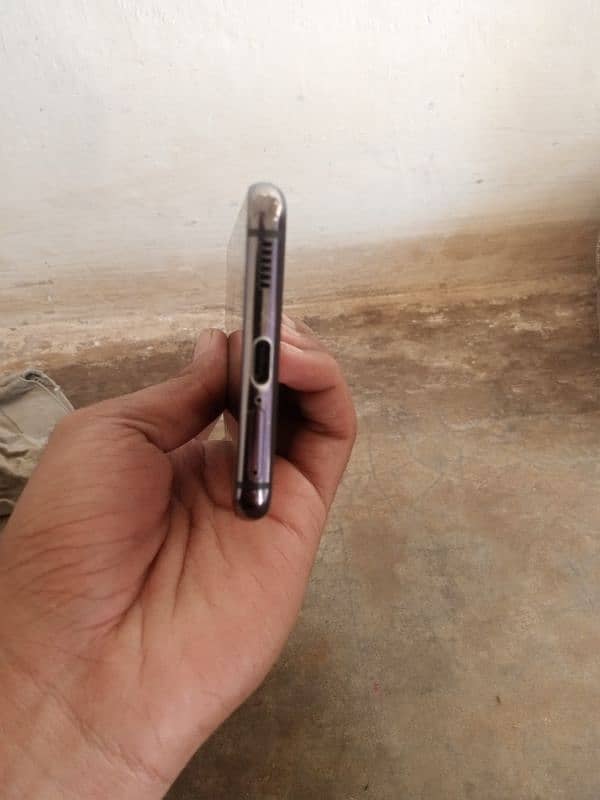 Samsung s21 8/256 Read add first 3