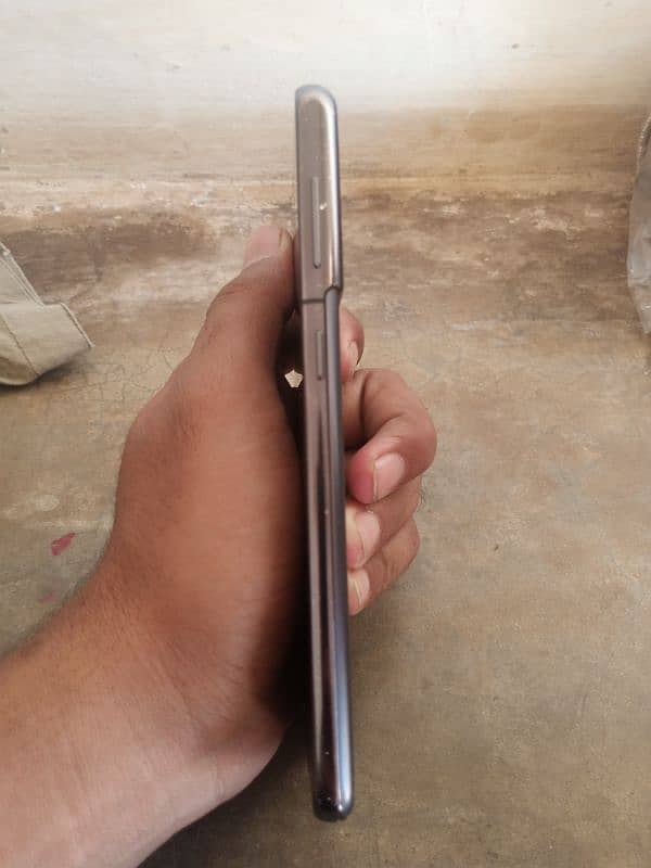 Samsung s21 8/256 Read add first 4