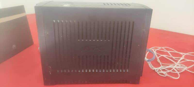 APC 650VA UPS 1