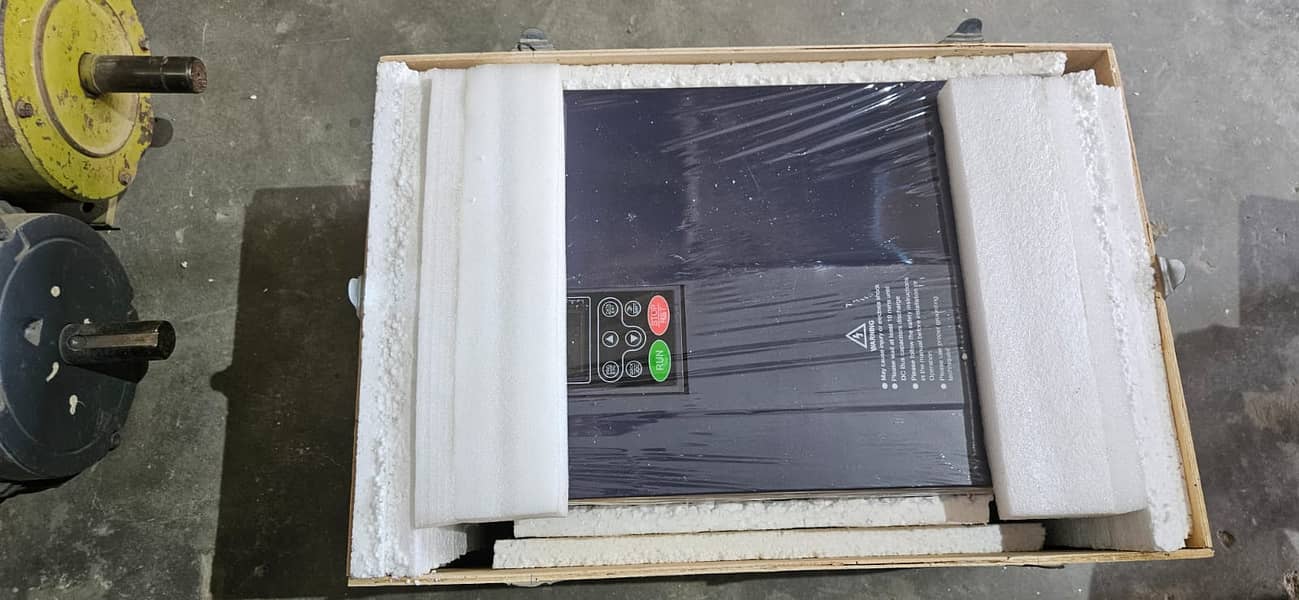 VFD / solar vfd / 22/30kw genuine / solar / tubel vfd / attac chakki 2