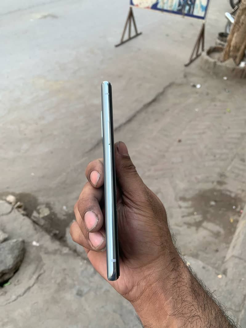One plus 8t 1