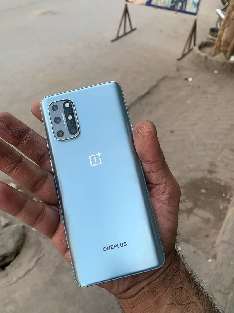 One plus 8t 2