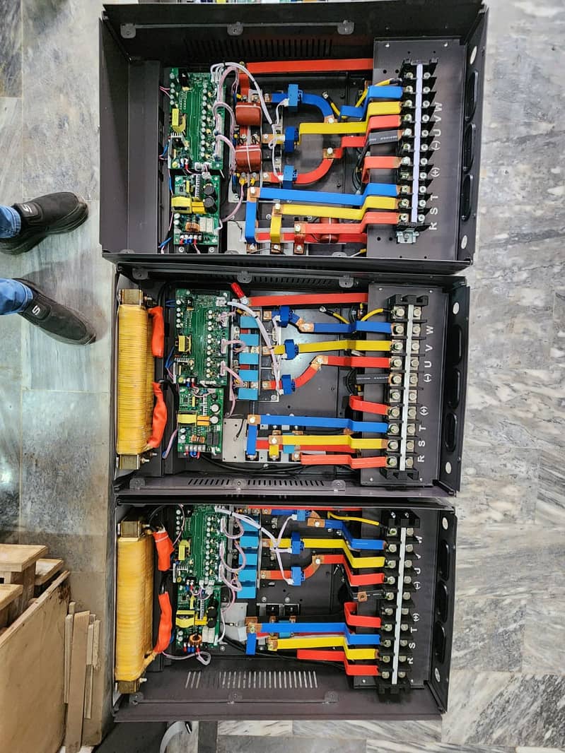 VFD / solar vfd / 22/30kw genuine / solar / tubel vfd / attac chakki 4