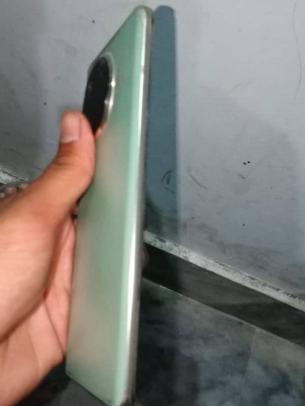 spark 20 pro plus 8+8 256 2 month warranty 6