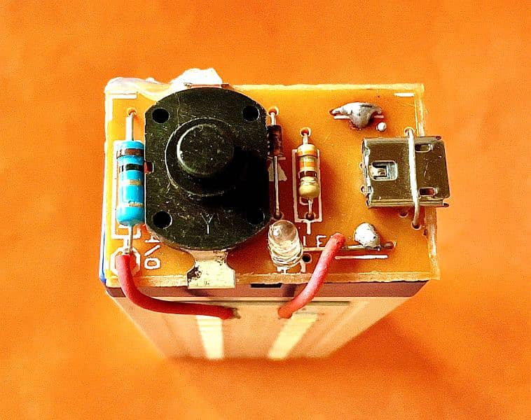 Rechargeable Emergency LED Light 2