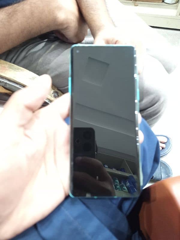 one plus 8. good condition 10/10 (0.3. 4.7. 4.6. 4.1. 6.1. 0) 1