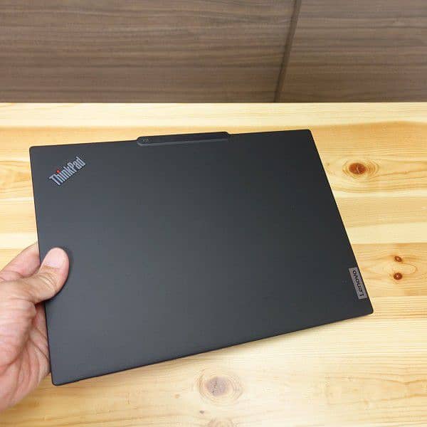Lenovo ThinkPad X13 ~ Core i5 11th Gen ~ Sleek & Powerful 3