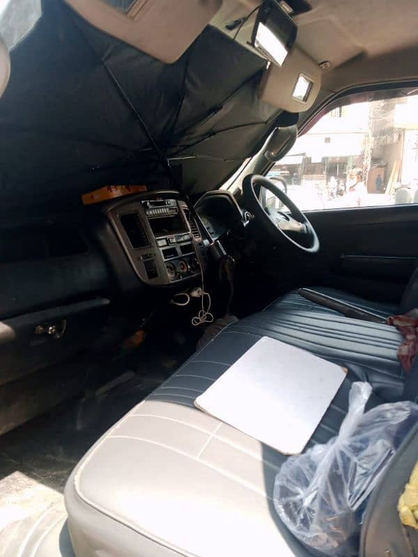 Nissan urvan 2007 model chill AC 5
