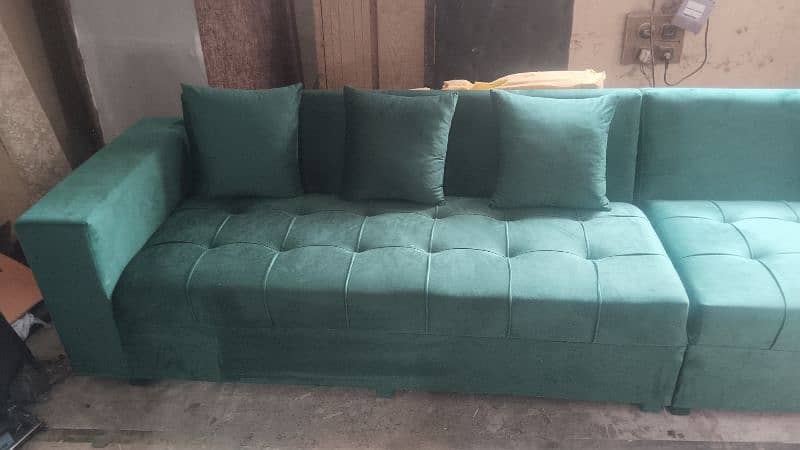 we deal all kind of furniture in good quality and reasonable price 4