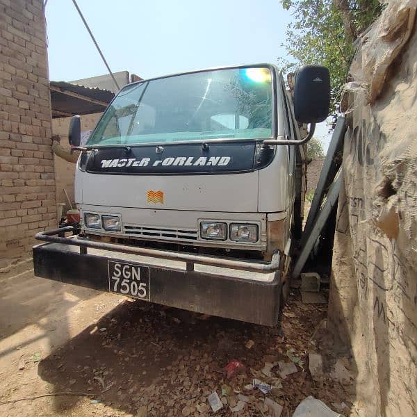 Master Foreland truck for sale 3300cc very very good condition 3