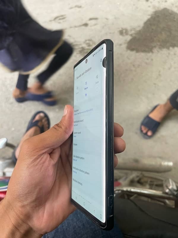 Samsung note 10 5G (12,256) 1