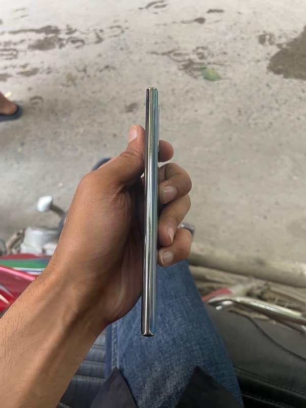 Samsung note 10 5G (12,256) 7