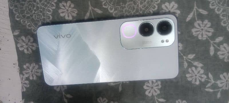 vivo y19s  6+6 128 0