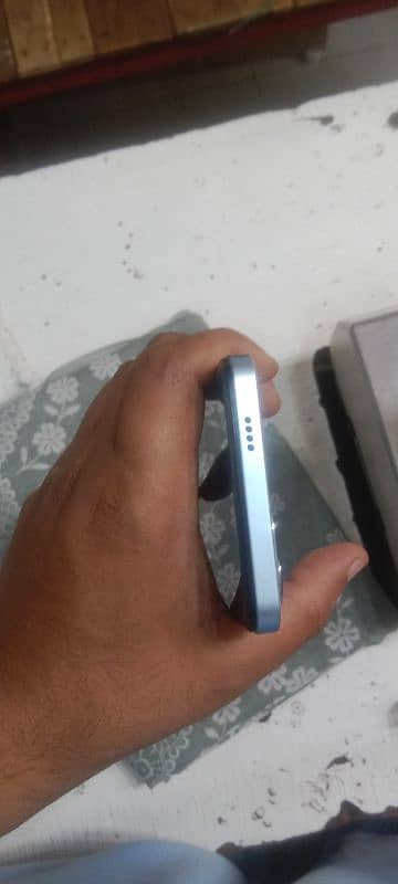 vivo y19s  6+6 128 4