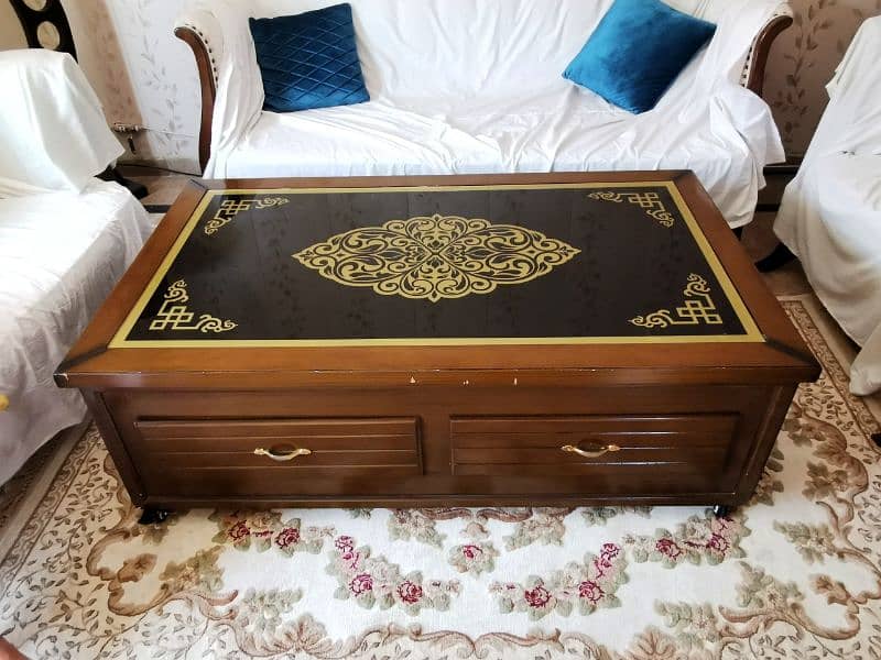 centre table 0