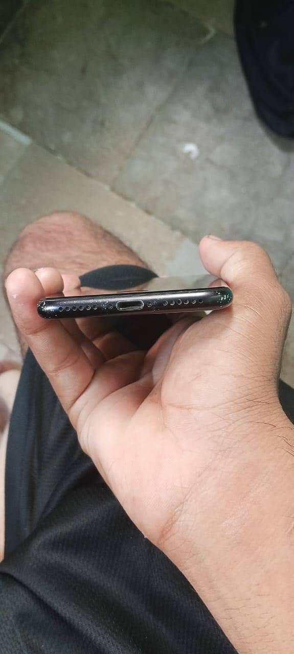 iPhone SE 2020 factory unlock 2