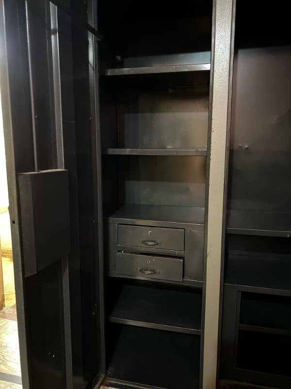 wardrobe 8